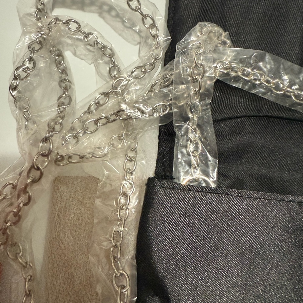 Silver Rhinestone Clutch - Picture 3 of 5